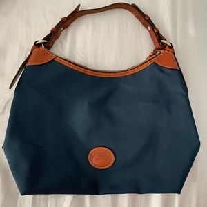 Like New Dooney and Bourke Nylon Hobo Bag